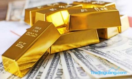 Emas Mulai Redup, Efek Dolar AS Menguat?