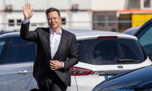 Elon Musk Beri Sinyal Tesla Bakal Terima Kembali Bitcoin